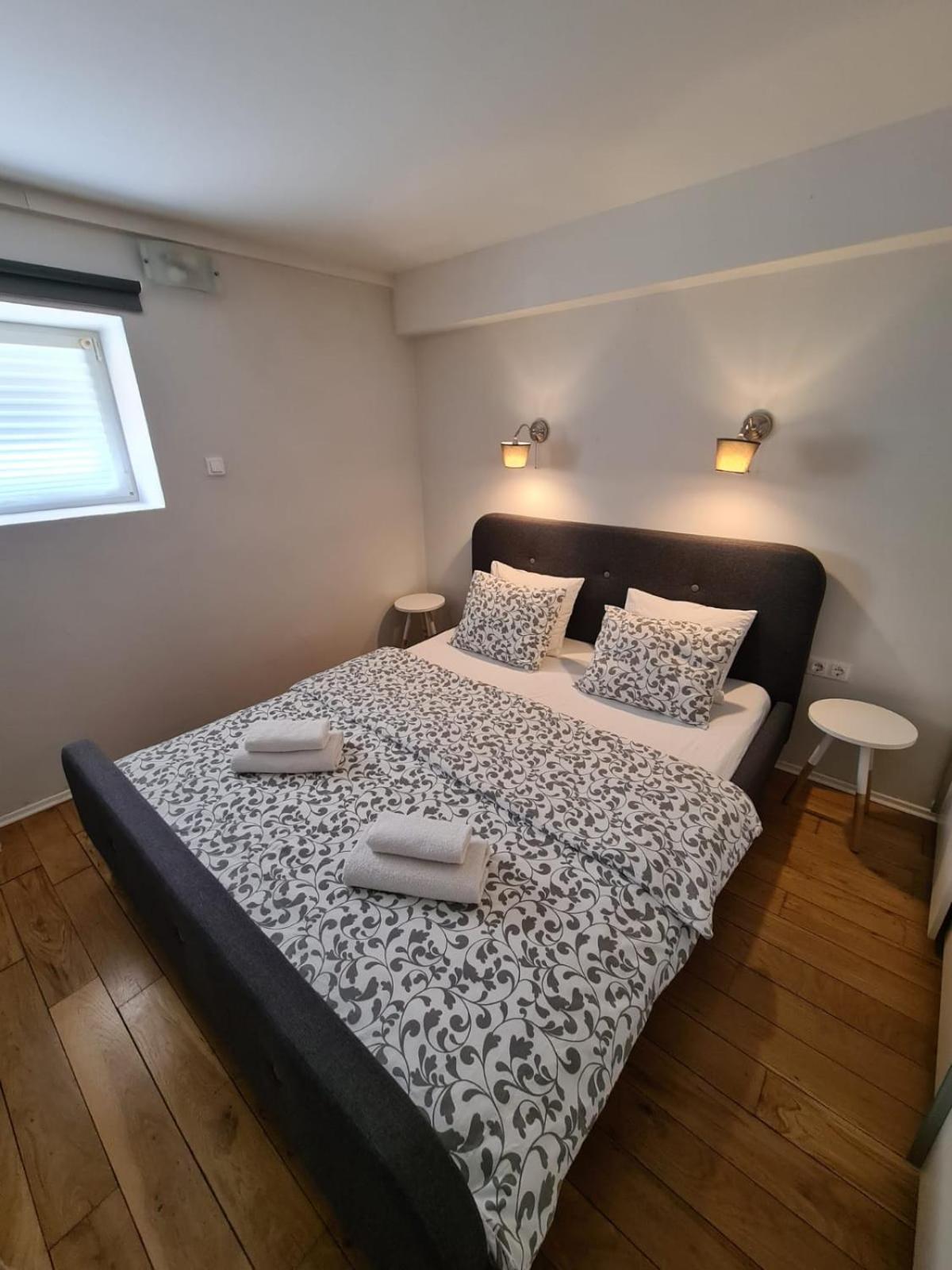 Max'S Downtown Oasis Daire Zadar Dış mekan fotoğraf