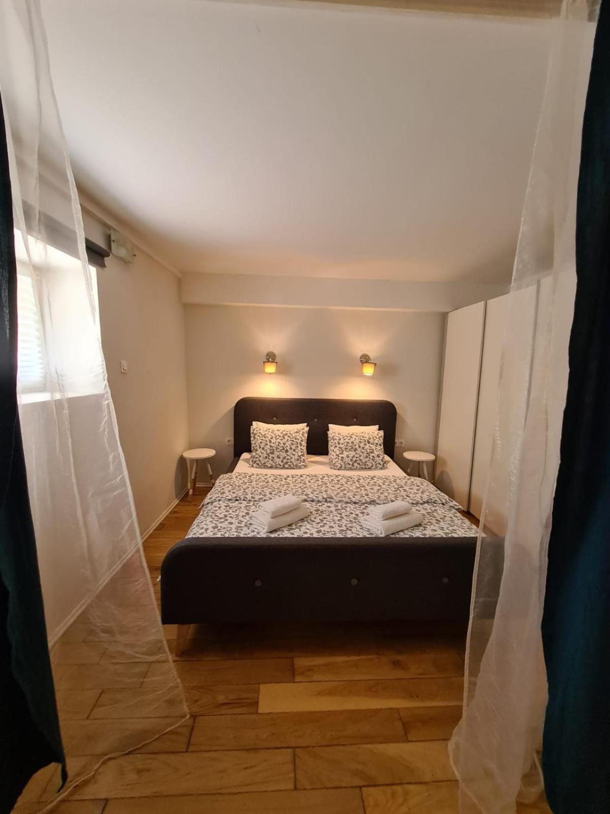 Max'S Downtown Oasis Daire Zadar Dış mekan fotoğraf